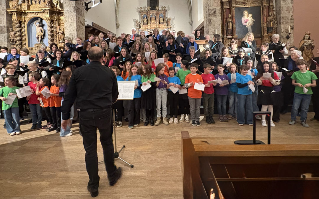 20 ans de voix pour la solidarité « 6 choeurs dans un seul coeur »